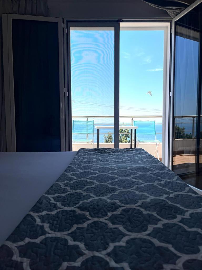 Salt Life Otel Dhërmi Dış mekan fotoğraf