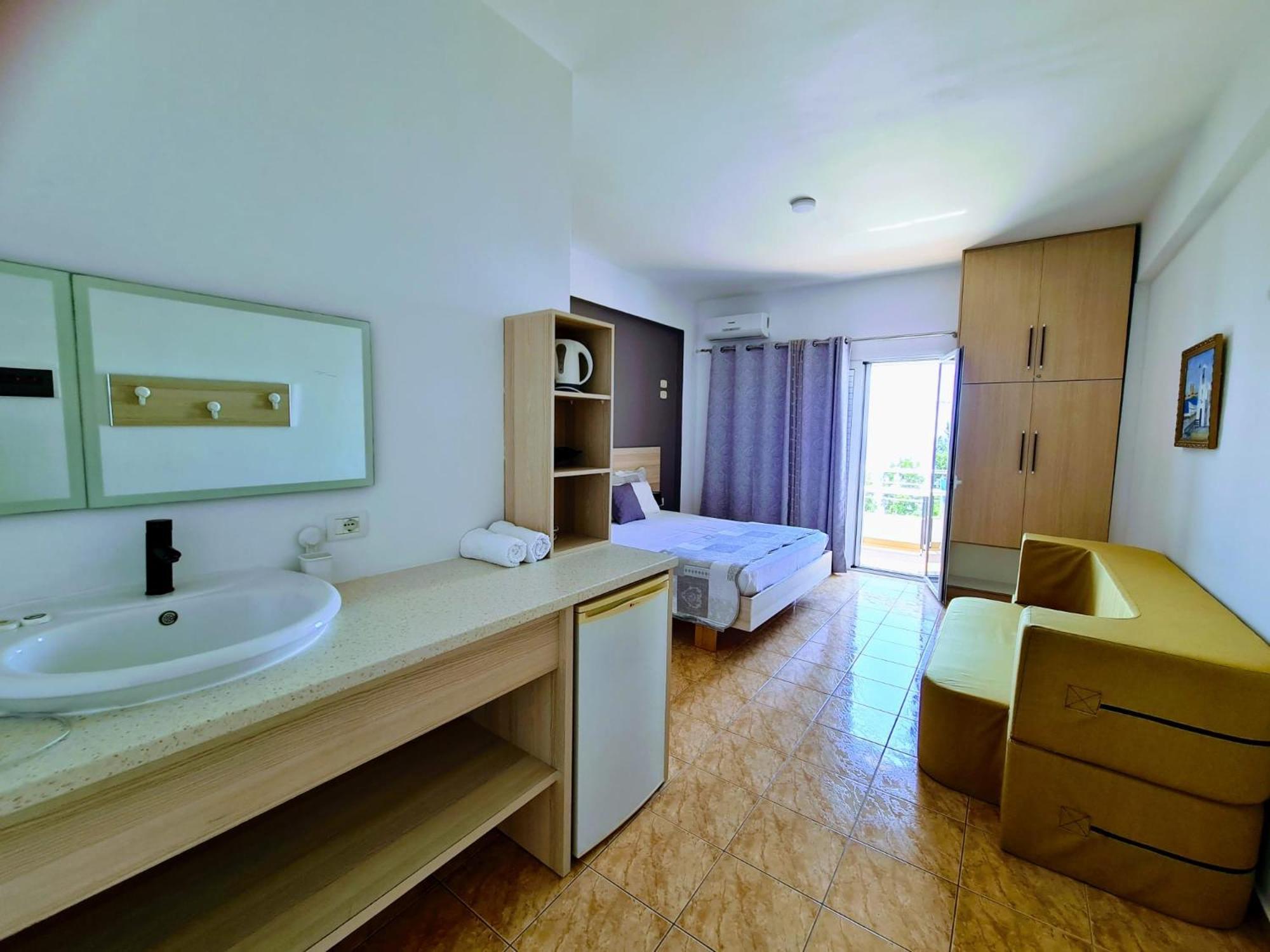Salt Life Otel Dhërmi Dış mekan fotoğraf