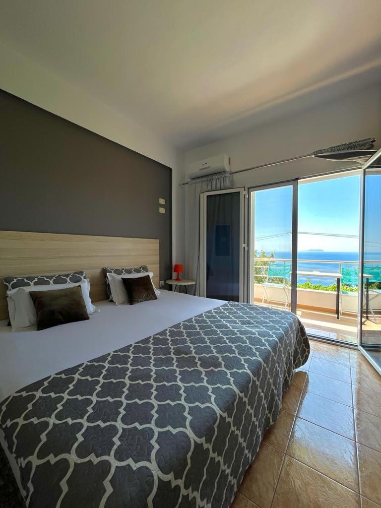 Salt Life Otel Dhërmi Dış mekan fotoğraf