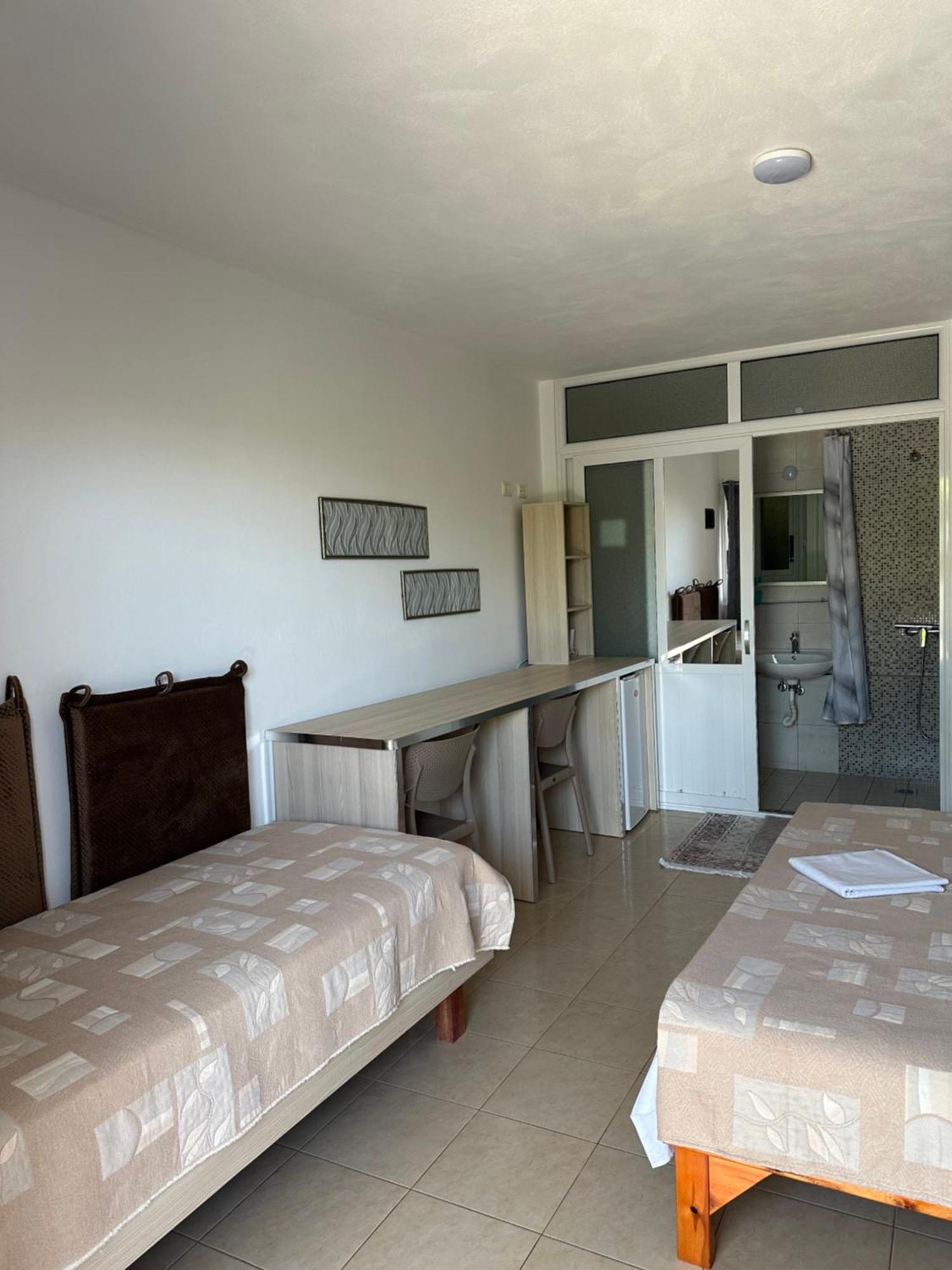 Salt Life Otel Dhërmi Dış mekan fotoğraf