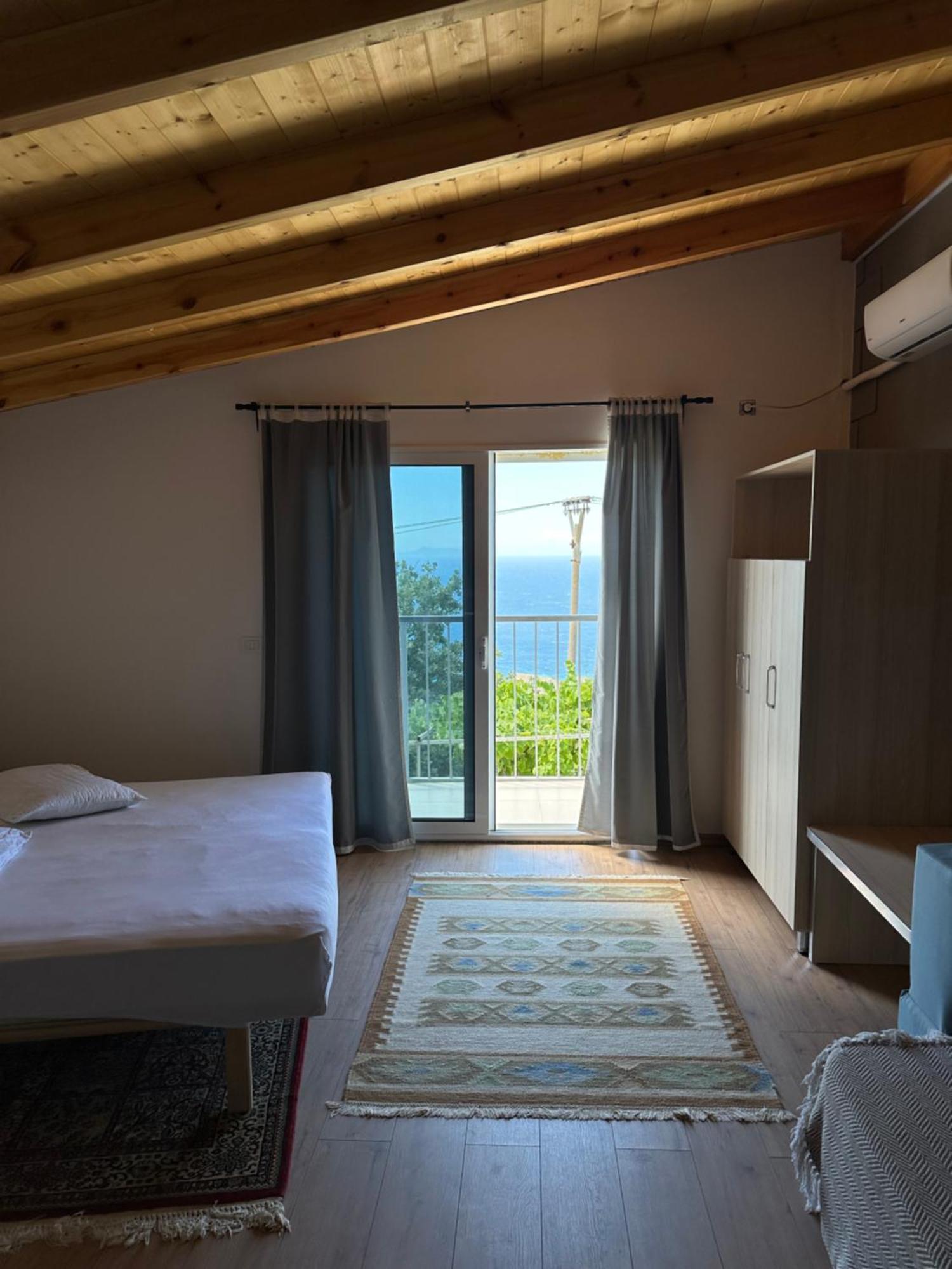 Salt Life Otel Dhërmi Dış mekan fotoğraf
